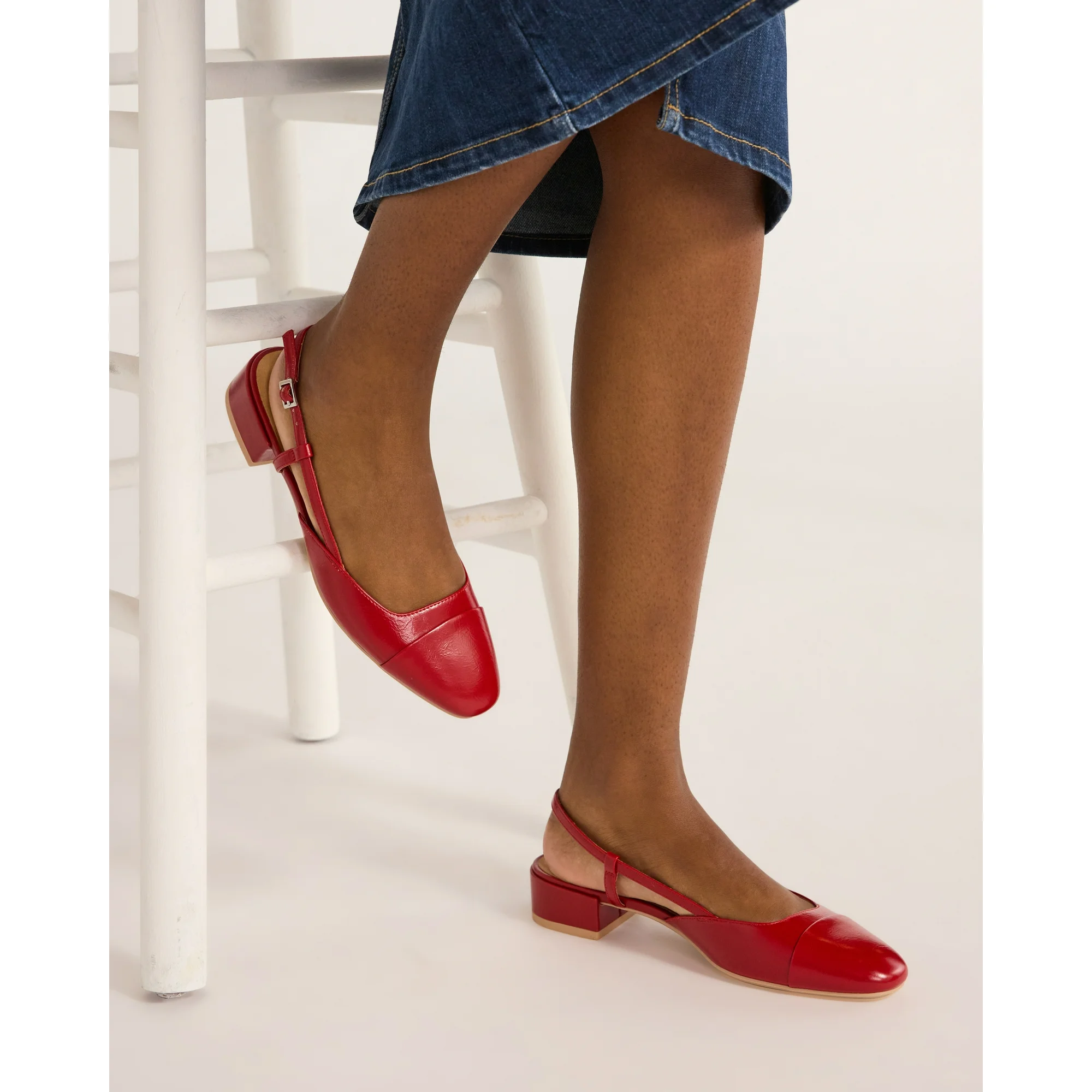 Time and Tru Women's Faux Leather Block Heel Slingbacks - Image 9